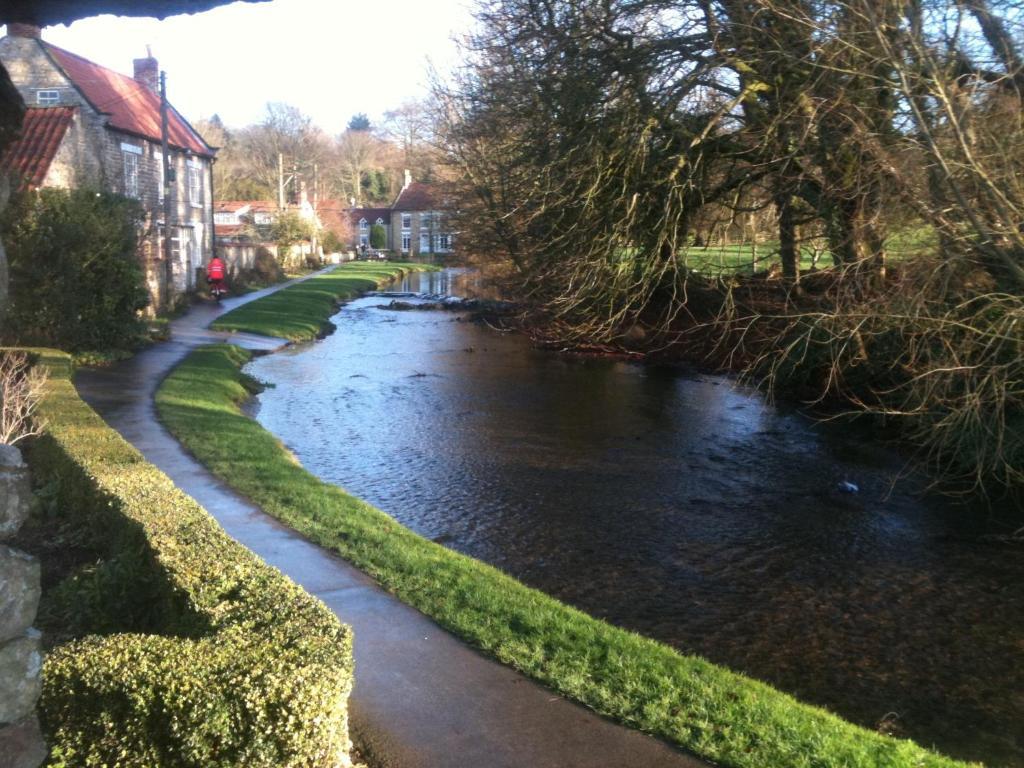 Bridgefoot Guest House Pickering Exterior foto